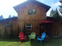 Spacious Rustic Cabin in the Mountains near Eureka, Montana - B&B
