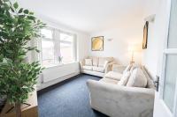 The Burton- Free Gated Parking - B&B