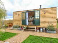Shepherd's Hut- Hot Tub- Wellness Spa- Wood Burner - B&B Bottesford