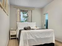 Urban Fully Equipped Kitchen Comfortable Suite - B&B