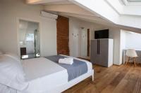 Deluxe Double Room (1 adult + 1 child)
