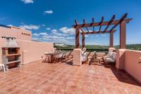 Appartamento con 2 Camere da Letto, Balcone e Terrazza