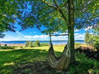 Tiny Trenton Beach House - B&B