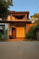 Casa Rústica - 3 vagas de garagem - Pet Friendly com vista para Serra de São José - até 8 hóspedes - Chambres d'hôtes Tiradentes