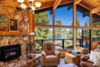 Ultimate Lakeview Lodge and ON THE LAKE! with a Hot-Tub! - Chambres d'hôtes Big Bear Lake