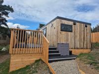 Little Getaway in the Highlands, private sauna and stargazing geodome - B&B Garve