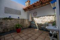 Tiny House next to the Castle - B&B Montemor-o-Velho