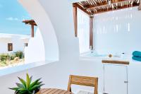 Deluxe Triple Room with jacuzzi on the balcony