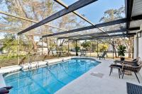 Luxury getaway, relax, and recharge! Tropical Florida Getaway Heated Pool Extra Fee - B&B Spring Hill