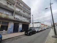 Almada, T2 apartment w balcony, Feijo, Lisbon - B&B Almada