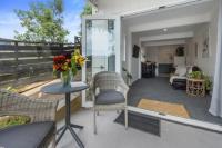 Beachside Apartment Front Row - B&B Papamoa