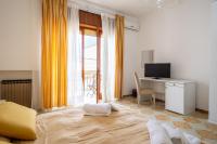 Quadruple Room with Private Bathroom