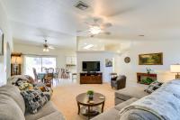 4 Mi to London Bridge Lake Havasu City Home! - B&B Lake Havasu City