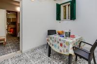 One Bedroom Apartment with Terrace 4