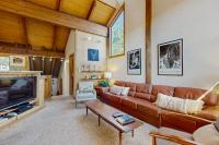 Northstar Condo with Forested Views - Chambres d’hôtes Truckee