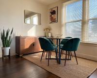 Mid-Century Modern retreat - Bed and Breakfast