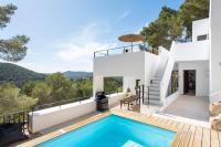 Casa Zita Verde - Ibiza style villa with sea view & sunset BBQ - B&B Cala Llonga