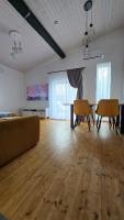 Eraldi maja, hoov, rand lähedal - B&B Pärnu