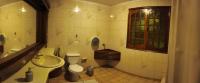 Basic Triple Room with Shared Bathroom