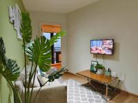 Gramercy Residences Makati by Christine Suites PH with Balcony - B&B