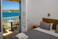 Camera Tripla con Balcone e Vista Mare