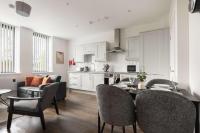 Modern 1 Bedroom Apartment in York with Parking - B&B