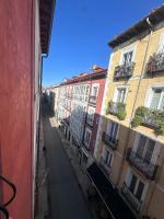 AtuaireHome Balcón a la Puebla 38 con Parking Incluido - B&B Burgos