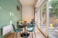 Appartement avec terrasse spacieuse, Saint-Étienne - B&B