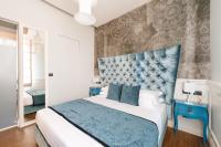Large Deluxe Double or Twin Room