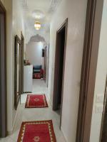 Joli et affordable appart pas loin de l'aéroport - B&B Oulad ’Akkou