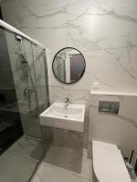 Driepersoonskamer met Eigen Badkamer