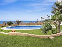 Beachfront Calahonda apt by Costarentals - Ref 89 - B&B Sitio de Calahonda
