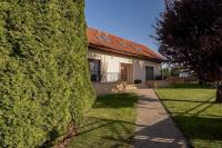 Dom Gościnny Karolek - B&B Grzybowo