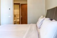 One-Bedroom Deluxe Apartment
