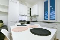 QUEEN HOME Nicolle - Ferienwohnung