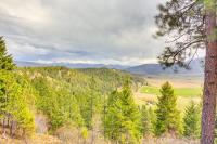 Mountain Views + Fireplace: Bonners Ferry Escape! - B&B Bonners Ferry