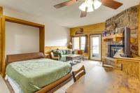 2 Mi to Granby Ranch Mtn Condo with Hot Tub! - B&B