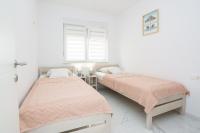 Apartment mit 2 Schlafzimmern und Terrasse