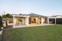 The Elouera - Riverfront Haven near Surfers Paradise - Bed and Breakfast Gold Coast