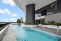 City Beach at Queens Wharf - B&B
