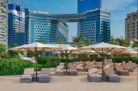 Dubai Palm Jumeirah - Free Infiniti Pool and Private Beach - Bed and Breakfast Dubai