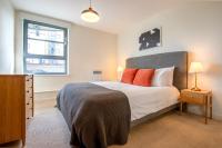 Londwell, City & Limehouse Balcony Apartment - City Views - B&B