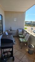 MADRIKO 36 Cozy self catering 2 bedroom apartment - B&B Langebaan