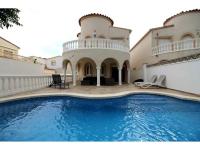 Grande villa familiale avec piscine, près plage et canaux - B&B Empuriabrava