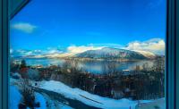 Modern Fjord View Apartment - B&B Tromsø