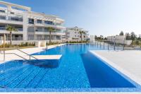 Aralia - 3-Bedroom Coastal Luxury Apartment in Mijas - Chambres d'hôtes Mijas