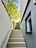 Beim Thöny - schönes Apartment mit privatem Zugang - B&B Utting am Ammersee