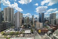 Aurelien Spacious Apartments in the Heart of Gold Coast - B&B Chicago