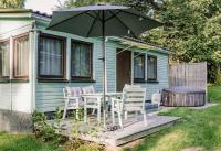 Ferienhäuser Insel Usedom Waldhaus 2 mit Whirlpool - Direkt am Achterwasser - B&B Lütow