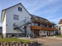 seeglueck SEEDIAMANT - Moderne Maisonette-Wohnung mit Balkon und Parkplatz in Seenähe in Konstanz-Dingels-Dorf - B&B Costanza